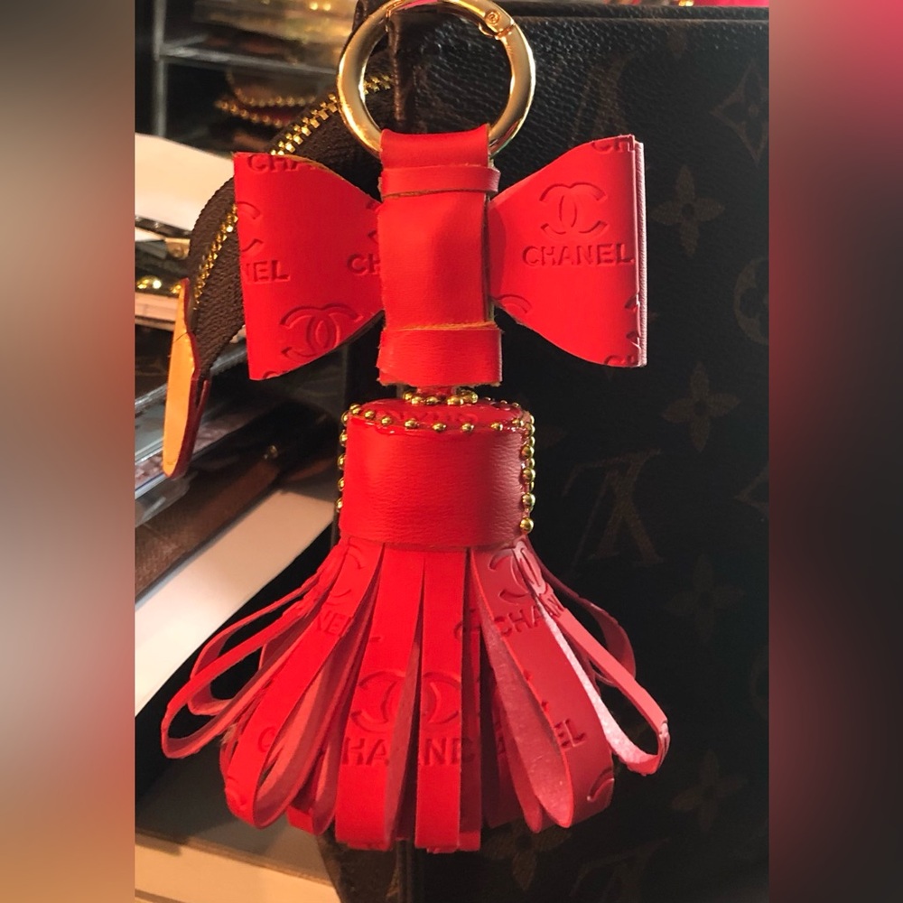 Red bow & Tassel Keychain